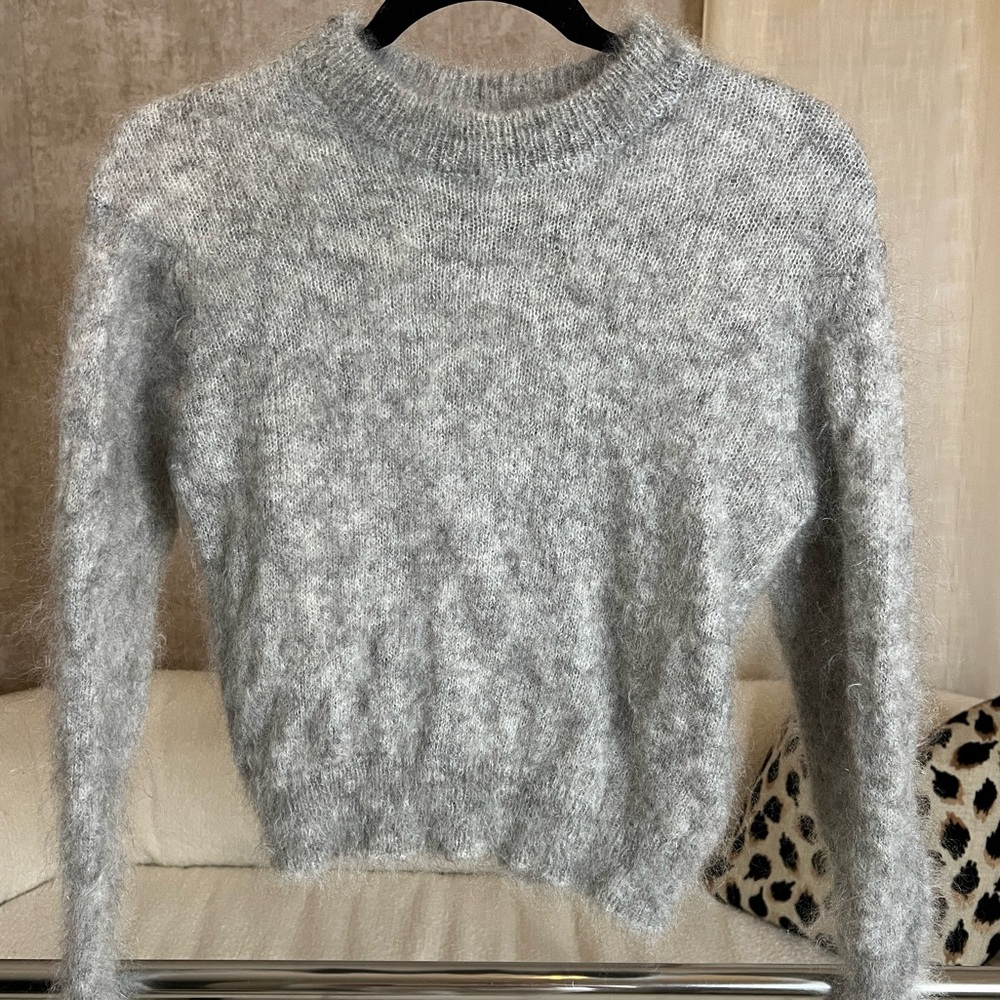 Aritzia Wilfred Grey Women’s Sweater